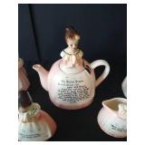 Enesco Mother in the Kitchen Pink Prayer Lady Pieces (10)