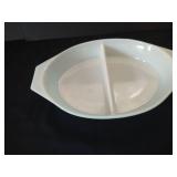 Pyrex Snowflake Divided 1.5 Quart Dish