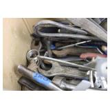 Variety Hand Tools & Jack,  Mixed Lot