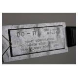 Do-It Pyramid Sinker Mold Wire Eyes 1-1/2 to 3 Oz
