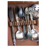 Oneida, Holmes & Edwards & International Silver Flatware Set in Wooden Chest