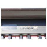 Yamaha Clavinova CLP-411 Digital Piano