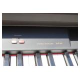 Yamaha Clavinova CLP-411 Digital Piano