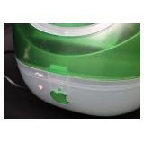 Apple iMac G3 CRT Computer With Keyboard