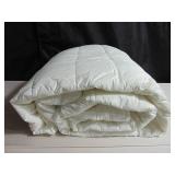 All Season Down Alternative Blanket Comforter Insert - King/Cal King - White | BOKSER HOME