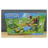 City Life 11826 Building Set - Brand New *A