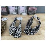 600 Scunci Clear Polybands, 3 Fabric Headbands,  & 6 Planet Goody Claw Clips Hair Accessories - Brand New *A
