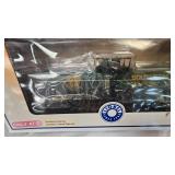 Lionel MKT Flat w/Pipes and Southern Tank Car