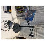 Flashlights, Desk Lamp, Photo Album & More – Mixed Lot