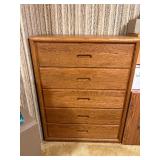 Vintage Dixie Furniture 5-Drawer Oak Chest of Drawers / Tallboy Dresser