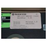 Vintage Sanyo MBC-675 Computer