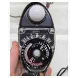 3 Good Vintage Film Cameras - Yashica, Canon & Kodak