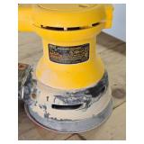 Working DEWALT Model DW682 Plate Joiner & Random Orbit Palm Sander
