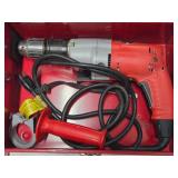 Working MILWAUKEE Heavy Duty Magnum Hammer Drill w/Case & Bits
