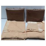 Estate Lot of Nice Clean Vintage FARIBO Wool Blankets & Pak-a-Robe Sets