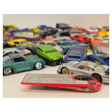 Large Lot of Assorted Matchbox, Hot Wheels & other Cars - Some Vintage