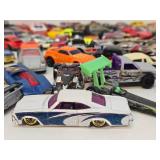 Large Lot of Assorted Matchbox, Hot Wheels & other Cars - Some Vintage