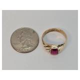 Vintage 10K Gold Ring w/Ruby - 3.96 grams