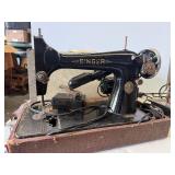 Vintage / Antique SINGERN & ModernAge Sewing Machines