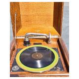 Very Nice Condition Working Antique Oak Pathe Freres Phonograph Model 75
