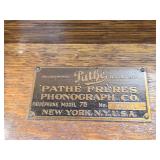 Very Nice Condition Working Antique Oak Pathe Freres Phonograph Model 75