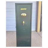 Quality SENTRY Heavy Duty Executive Gun Safe Model G5241-1