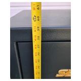 Quality SENTRY Heavy Duty Executive Gun Safe Model G5241-1