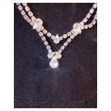 Elegant Beautiful Design Necklace