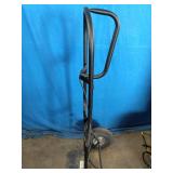 Milwaukee 600-lb Capacity 2-Wheel Black Steel Standard Hand Truck