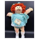 Cabbage Patch Kids - Softie - Popcorn - Auburn Hair - Green Eyes - Girl - No Box - Black Signature - Aqua Dress