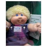 Cabbage Patch Kids - 1985 - Coleco - Fuzzy - Lemon Hair - Blue Eyes - Boy - Dimples - MIB