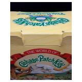 Cabbage Patch Kid - Coleco - 1985 - Braided Pigtails - Lemon Hair - Green Eyes - Dimples & Freckles - Girl - MIB