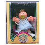 Cabbage Patch Kids - Coleco - Preemie - 1985 - Lemon Hair - Brown Eyes - Dimples & Pacifier - Boy - MIB