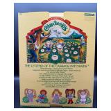 Cabbage Patch Kid - Coleco - Hong Kong - 1985 - Loop - Lemon Hair - Blue Eyes - Girl - Dimples & Pacifier - MIB