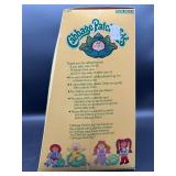 Cabbage Patch Kids - Coleco - 1986 - Double Ponytail - Yellow Blonde - Blue Eyes - Girl - Dimples & Teeth - MIB