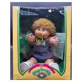 Cabbage Patch Kid - Coleco - 1985 - Loop - Wheat Hair - Green Eyes - Boy - Dimples & Pacifier - MIB