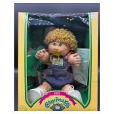 Cabbage Patch Kid - Coleco - 1985 - Loop - Wheat Hair - Green Eyes - Boy - Dimples & Pacifier - MIB