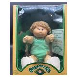 Cabbage Patch Kid - Coleco - Loop - Champagne Hair - Blue Eyes - Girl - MIB