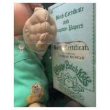 Cabbage Patch Kid - Coleco - Loop - Champagne Hair - Blue Eyes - Girl - MIB