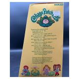 Cabbage Patch Kid - Coleco - Double Ponytail - Tan Hair - Green Eyes - Girl - Dimples & Tooth - Hand Holds - MIB