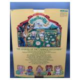 Cabbage Patch Kid - Coleco - Double Ponytail - Tan Hair - Green Eyes - Girl - Dimples & Tooth - Hand Holds - MIB