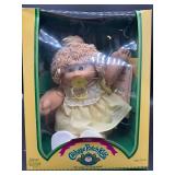 Cabbage Patch Kid - Coleco - 1985 - Braided Ponytail - Champagne Hair - Green Eyes - Girl - Dimples & Pacifier - MIB