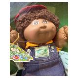 Cabbage Patch Kids - Coleco - African American - Brown Hair - Brown Eyes - Boy - Dimple - MIB