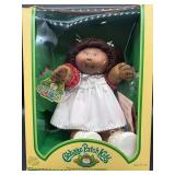 Cabbage Patch Kid - Coleco - African American - Double Ponytail - Brown Hair - Brown Eyes - Girl - MIB