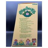 Cabbage Patch Kid - Coleco - 1985 - African American - Double Ponytail - Brown Hair - Brown Eyes - Girl - Dimples & Pacifier - MIB