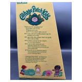 Cabbage Patch Kid - Coleco - 1985 - Double Ponytail - Brown Hair - Brown Eyes - Girl - Dimples - MIB