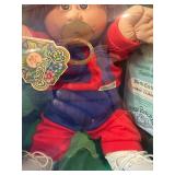 Cabbage Patch Kid - Coleco - 1985 - Loop - Auburn - Brown Eyes - Boy - Dimples & Pacifier - Sunglasses - MIB