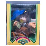 Cabbage Patch Kid - Coleco - 1985 - Ponytail - Brown Hair - Brown Eyes - Girl - Dimples & Tooth - Cowboy Hat - MIB