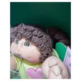 Cabbage Patch Kid - Coleco - 1985 - Double Braided Ponytail - Brown Hair - Brown Eyes - Girl - Dimples - MIB