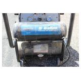 5 Gallon Twin-Tank Air Compressor Eagle River ERC 4005, 120 Volts